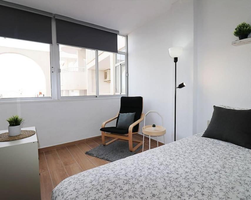 Brand New Apartment. 400 Meters Best Beach Torrevieja Buitenkant foto
