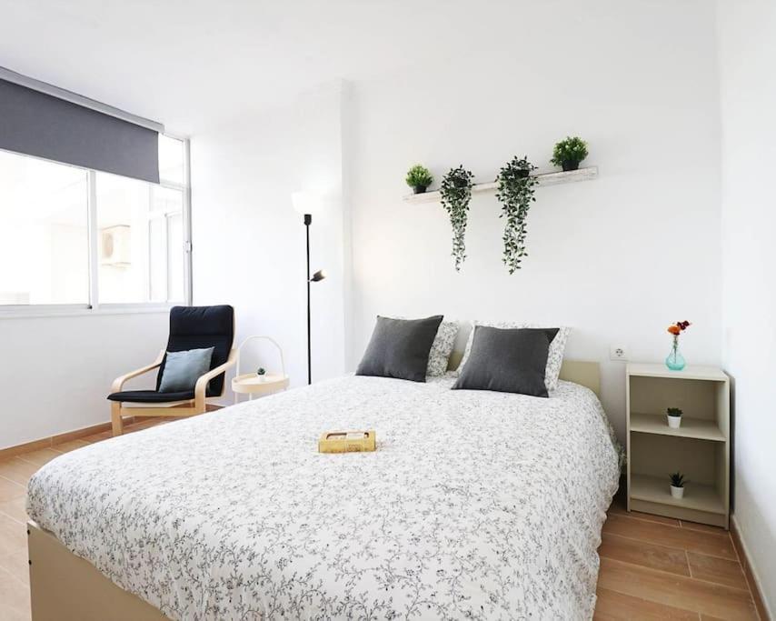 Brand New Apartment. 400 Meters Best Beach Torrevieja Buitenkant foto