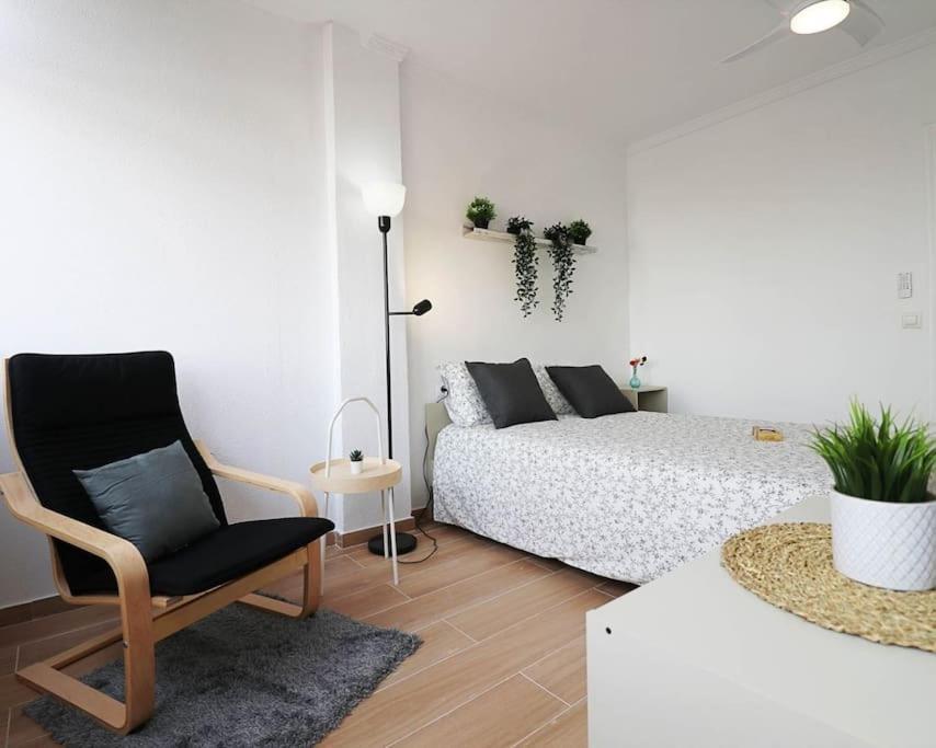 Brand New Apartment. 400 Meters Best Beach Torrevieja Buitenkant foto